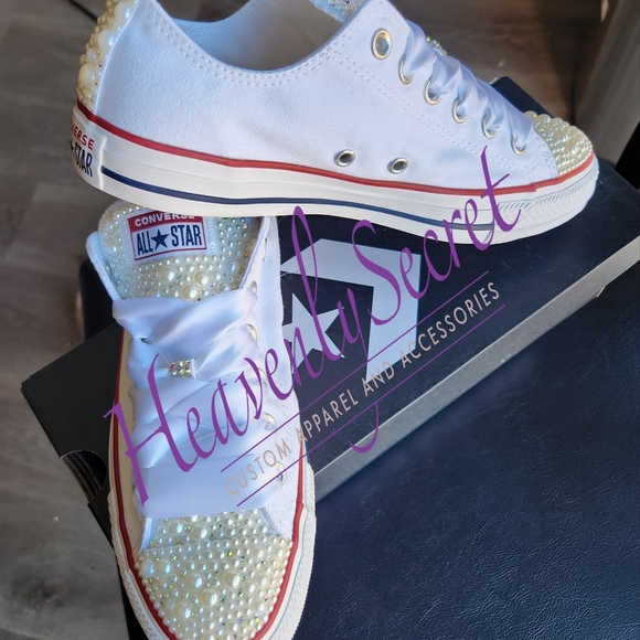 Bridal Converse Size 9 - Brand New - Picture 5 of 7